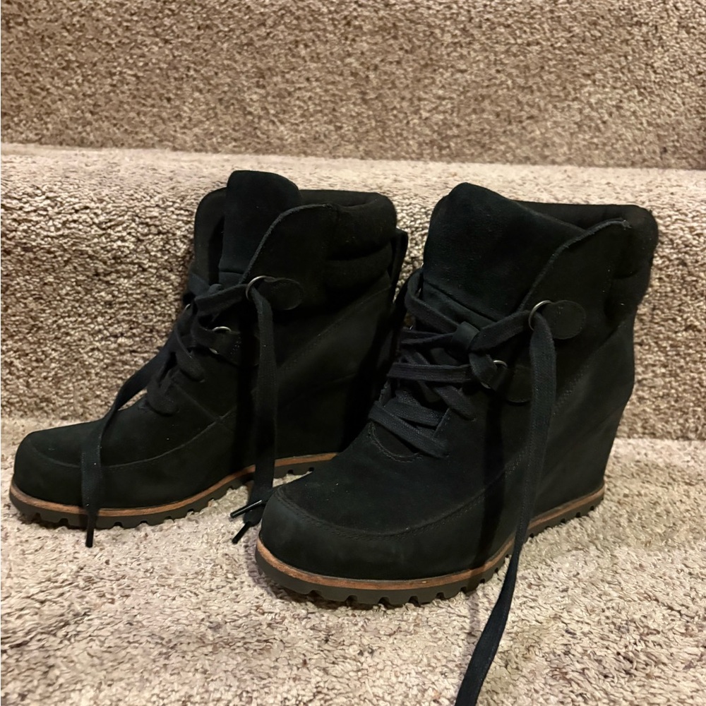 UGG Black Suede Lace-Up Wedges